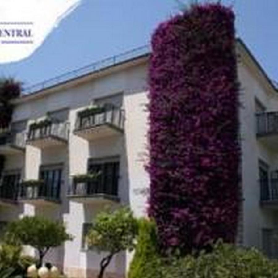 לטינה Hotel De La Ville Central מראה חיצוני תמונה